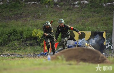 View - 	An Giang: Chiến sĩ mới chững chạc sau 3 tháng huấn luyện